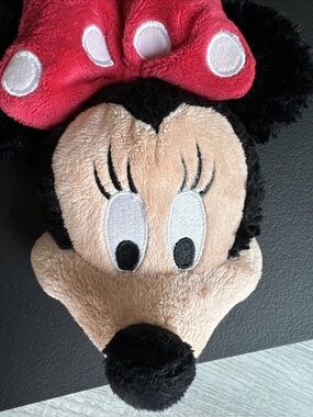 Disney Minnie Mouse Plush Face Crossbody Bag in Red, Black, Cream